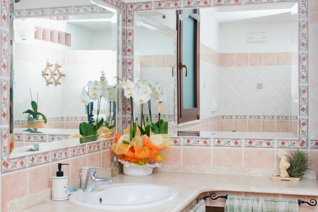 Il Vecchioliveto Di Ornella Bed & Breakfast Marrubiu ห้อง รูปภาพ