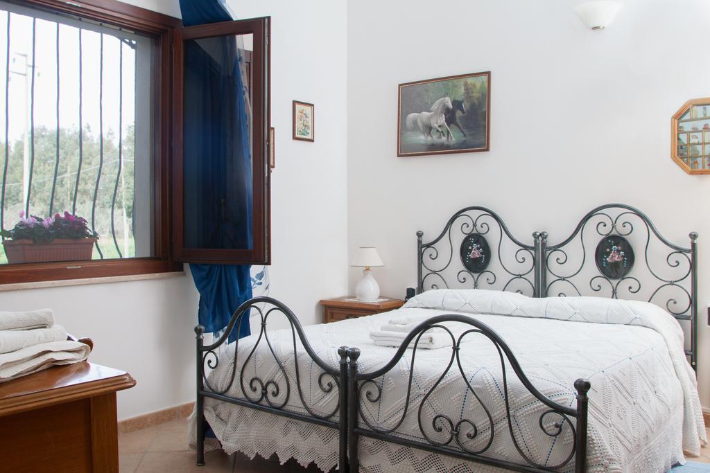 Il Vecchioliveto Di Ornella Bed & Breakfast Marrubiu ภายนอก รูปภาพ